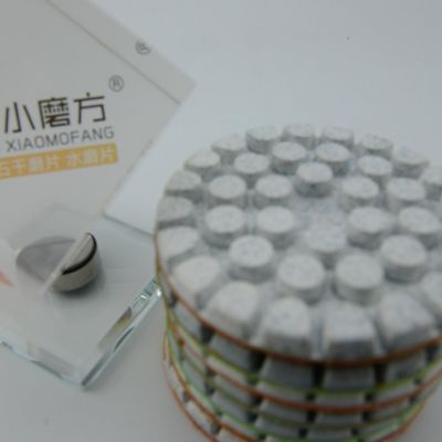 Aanvankelijke betaling van een hoogglanzend diamantenpoetsblok voor de wereldwijde toeleveringsketen van Xinrui